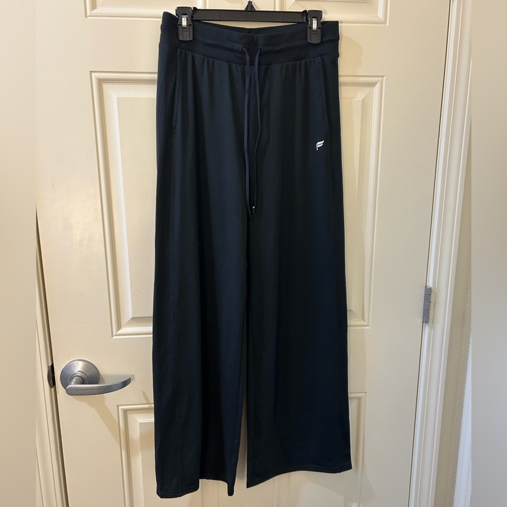 Fabletics Black High-Waisted Wide-Leg Pants